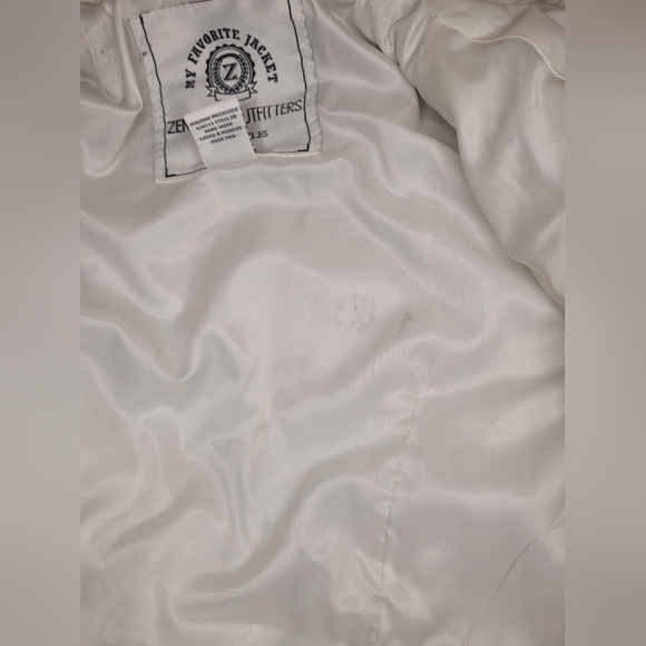 Zenana Outfitters My Favorite Jacket White Puffer sz S - Picture 9 of 13